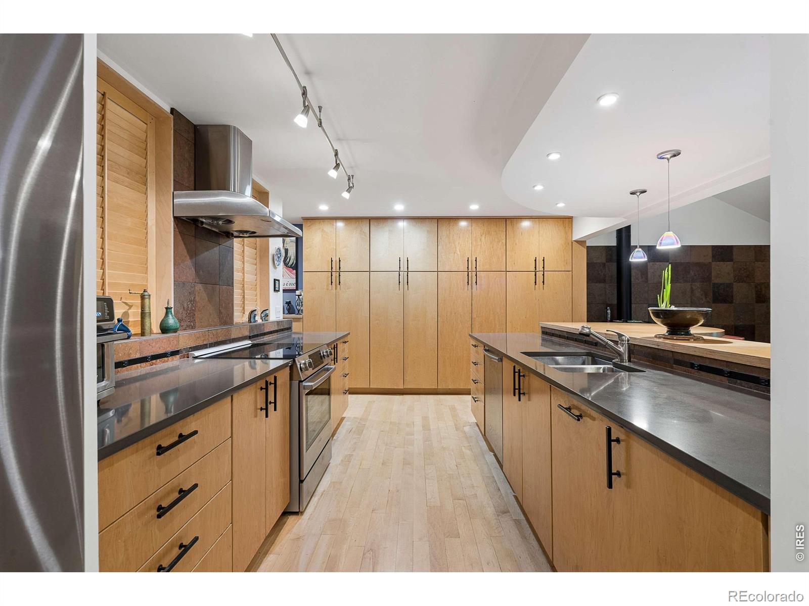 MLS Image #4 for 299  spruce court,boulder, Colorado