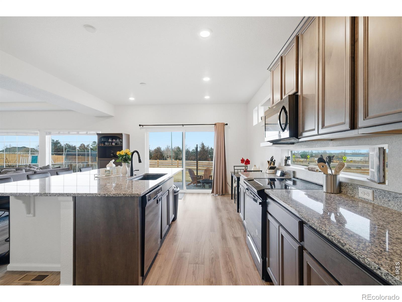 MLS Image #13 for 16541 e 111th drive,commerce city, Colorado