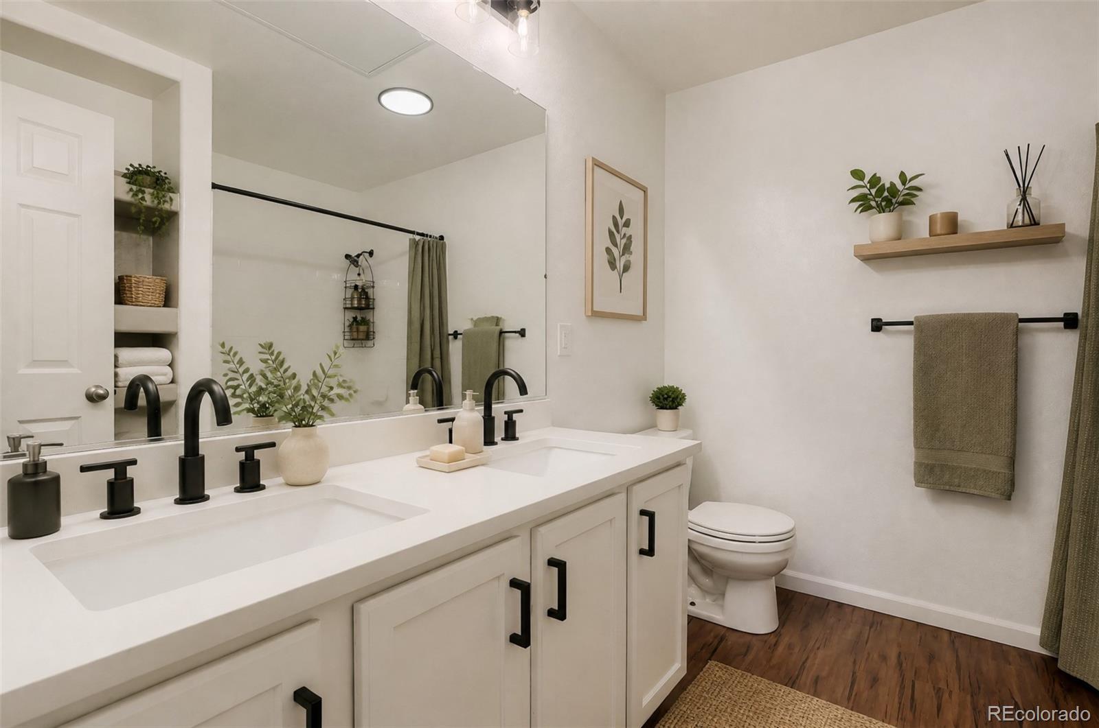 MLS Image #11 for 5255  memphis street,denver, Colorado