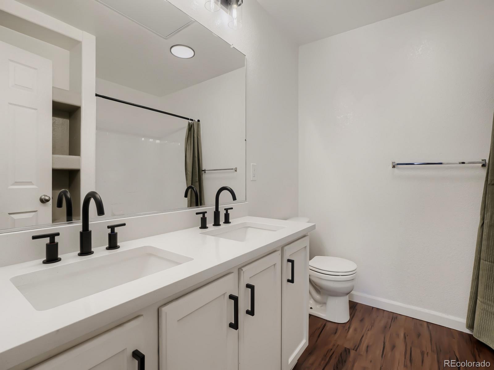 MLS Image #12 for 5255  memphis street,denver, Colorado