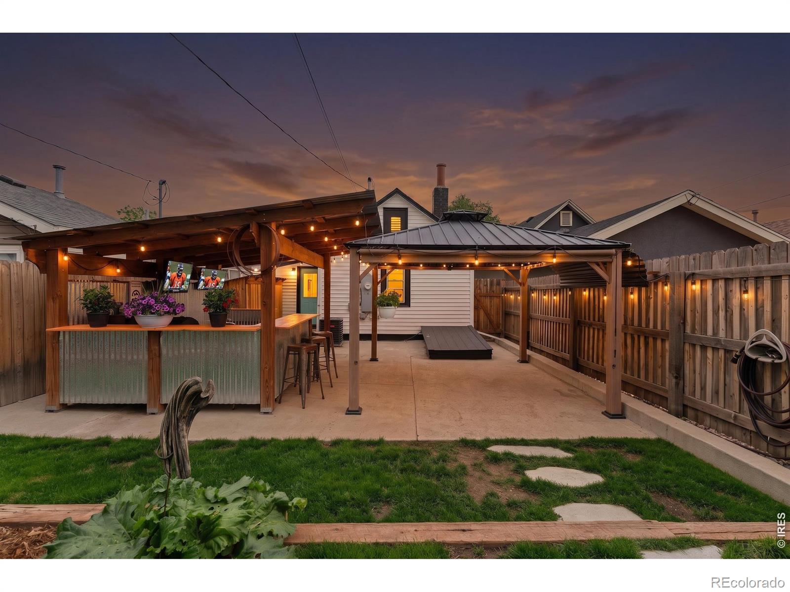 MLS Image #15 for 4673  lincoln street,denver, Colorado