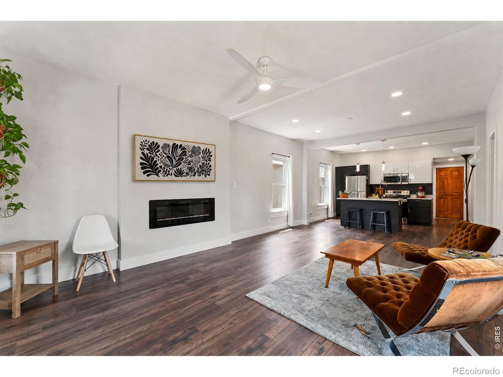 MLS Image #3 for 4673  lincoln street,denver, Colorado