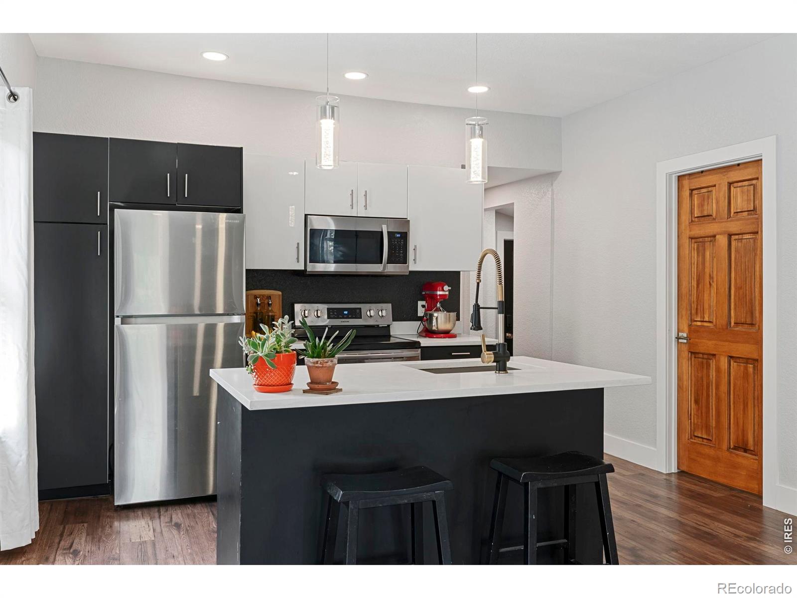 MLS Image #8 for 4673  lincoln street,denver, Colorado