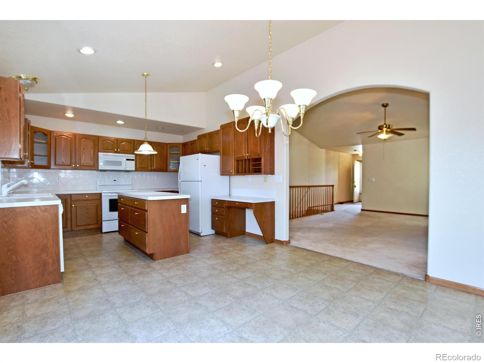 MLS Image #12 for 907 n 4th street,johnstown, Colorado