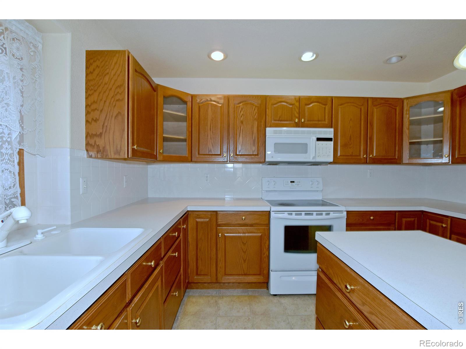 MLS Image #15 for 907 n 4th street,johnstown, Colorado
