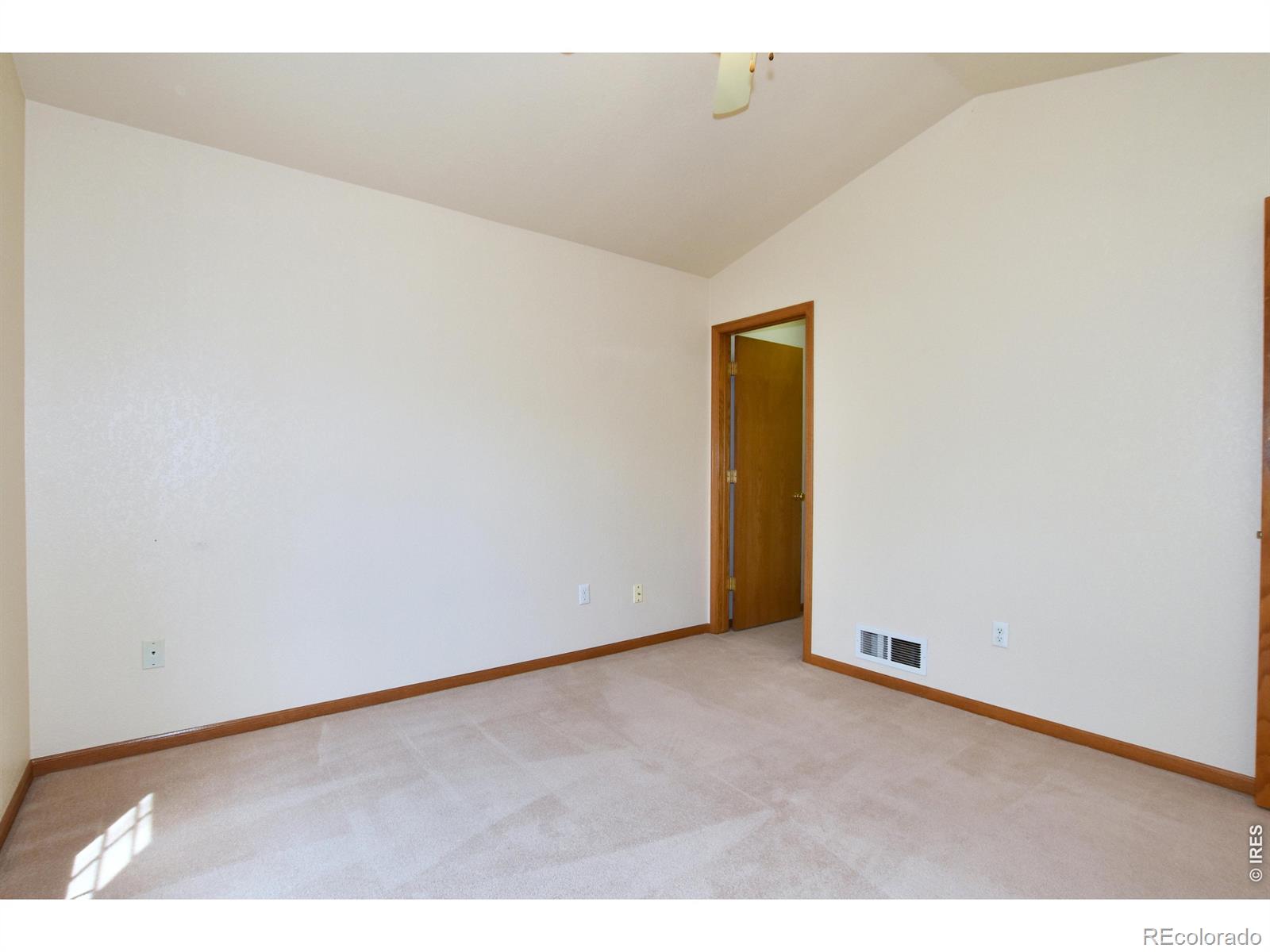 MLS Image #29 for 907 n 4th street,johnstown, Colorado