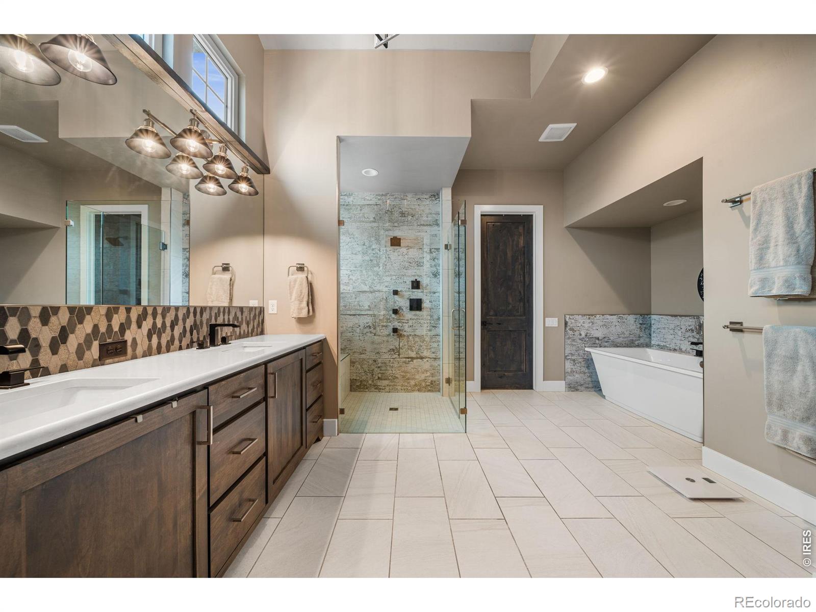 MLS Image #20 for 4134  grand park drive,timnath, Colorado