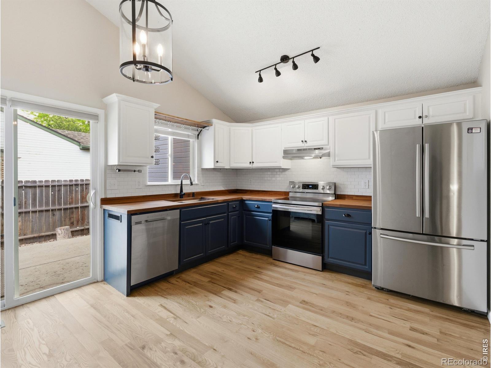 MLS Image #4 for 2236  tulip street,longmont, Colorado