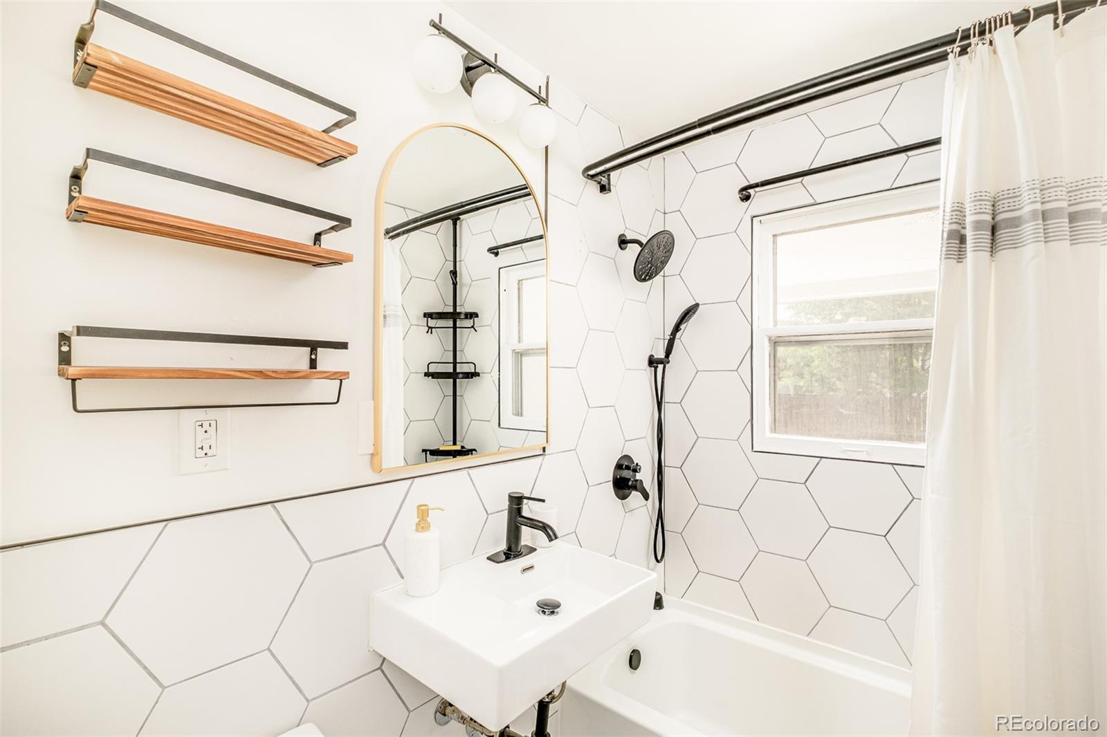MLS Image #22 for 965  lima street,aurora, Colorado