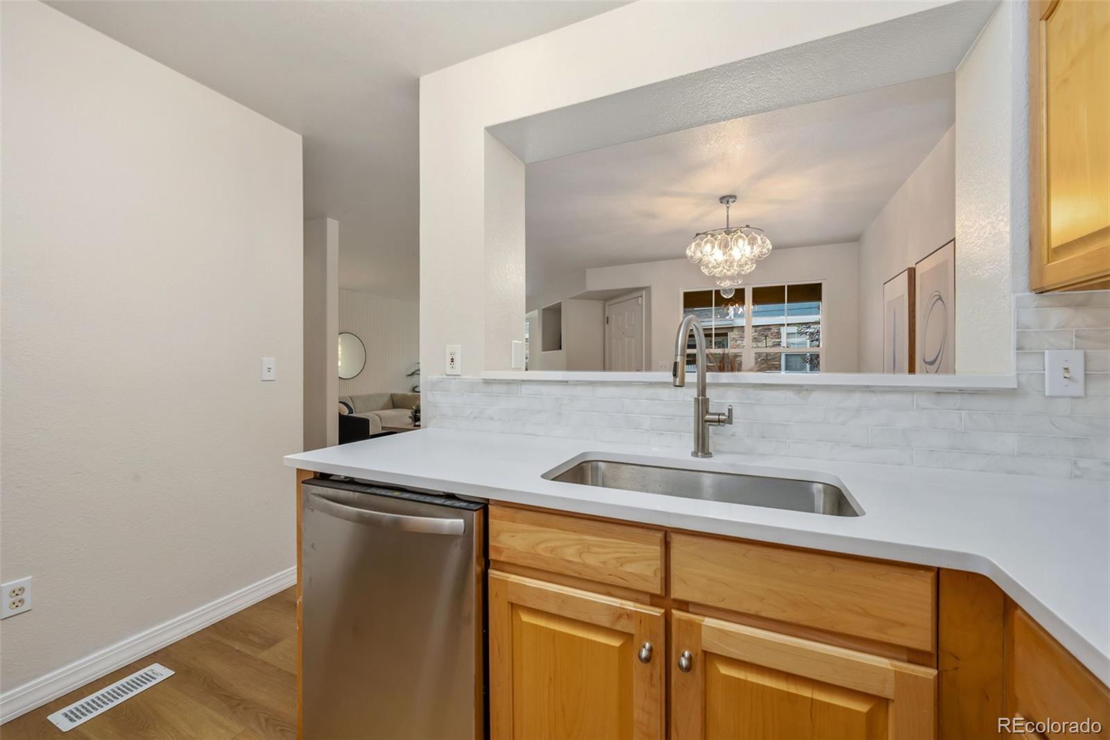 MLS Image #9 for 13291  holly street b,thornton, Colorado