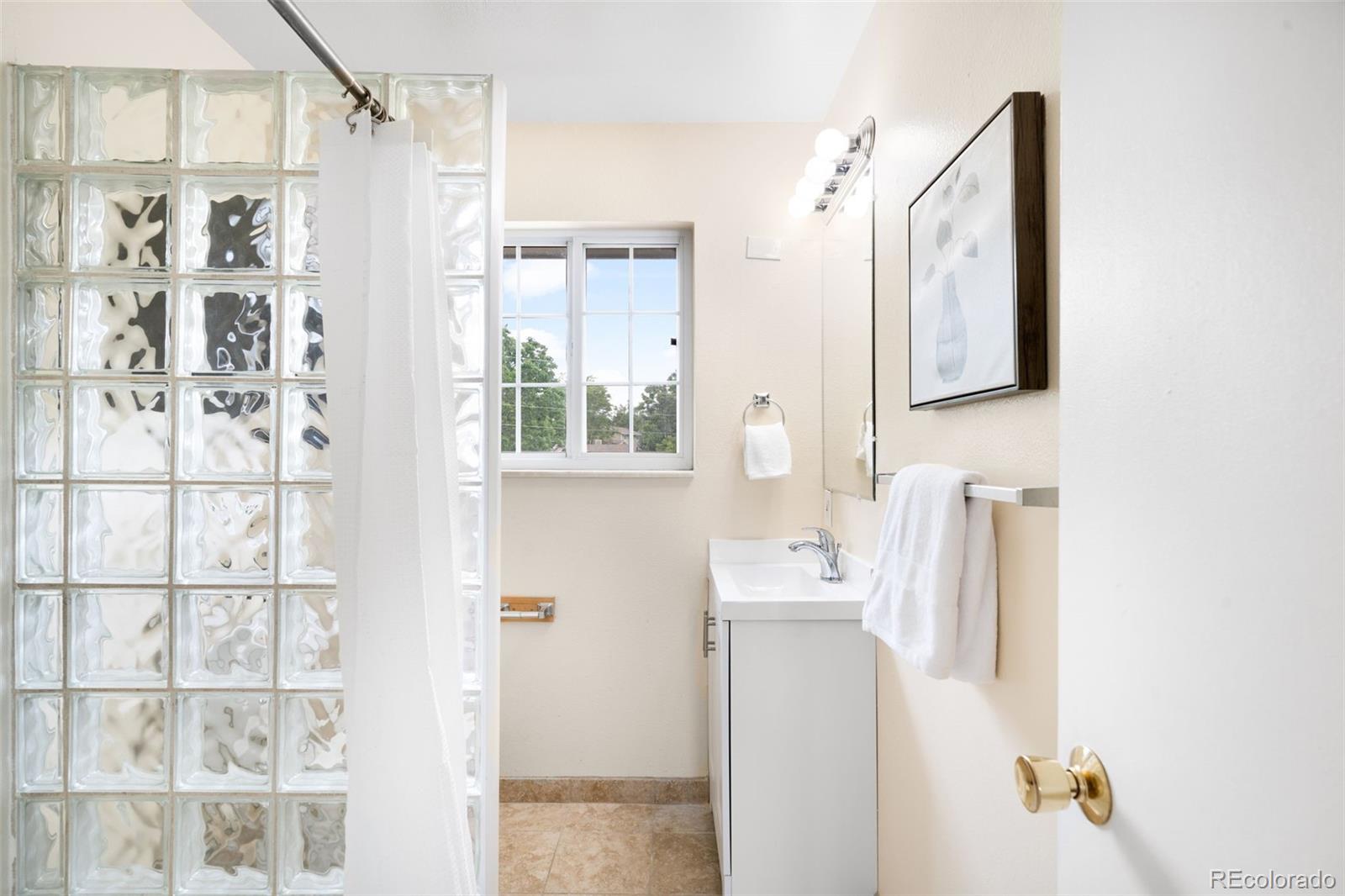 MLS Image #15 for 6984 s spruce drive,centennial, Colorado