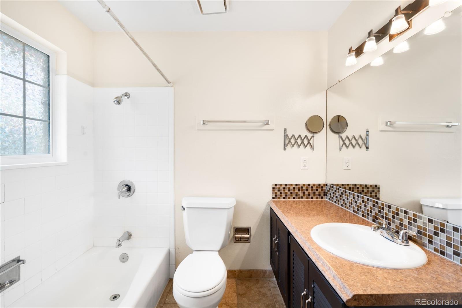 MLS Image #17 for 6984 s spruce drive,centennial, Colorado