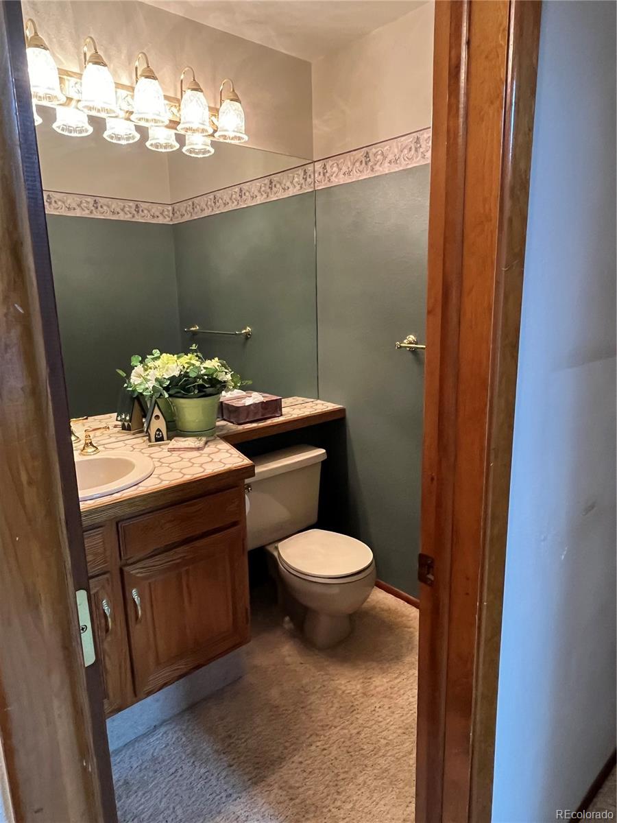 MLS Image #12 for 5698 s olathe lane,centennial, Colorado