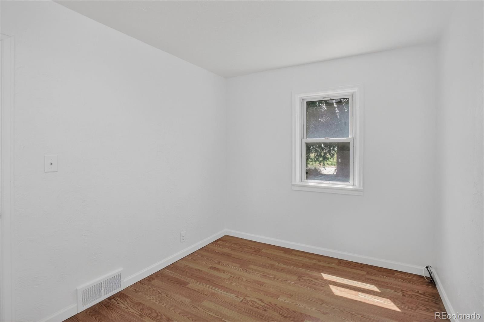 MLS Image #16 for 190 n cedar street,keenesburg, Colorado