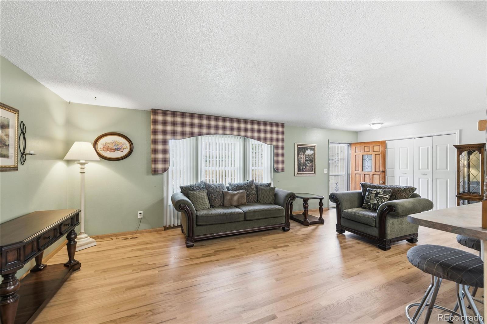 MLS Image #4 for 4392 e 115th avenue,thornton, Colorado