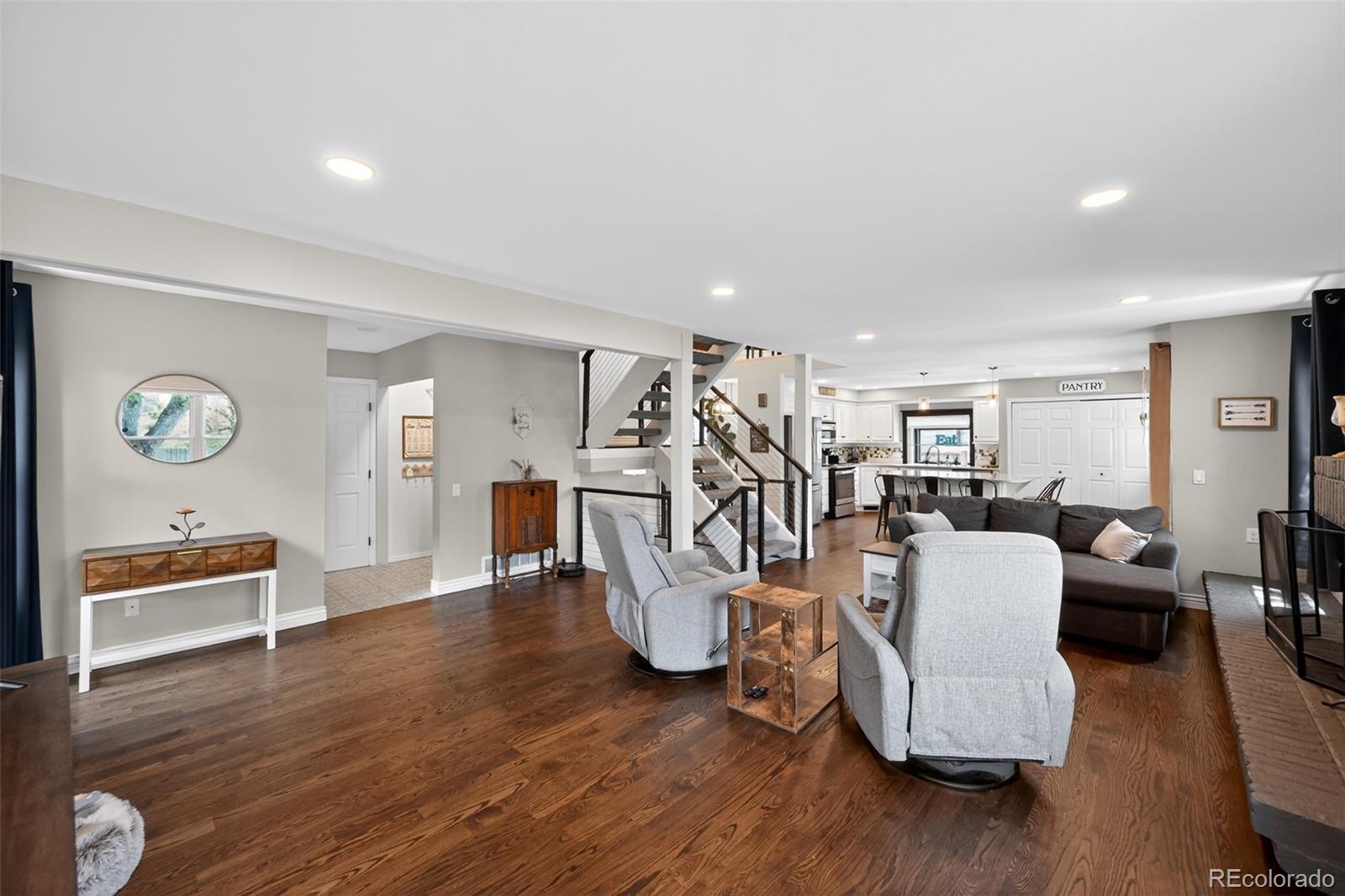 MLS Image #3 for 8198 w 81st drive,arvada, Colorado