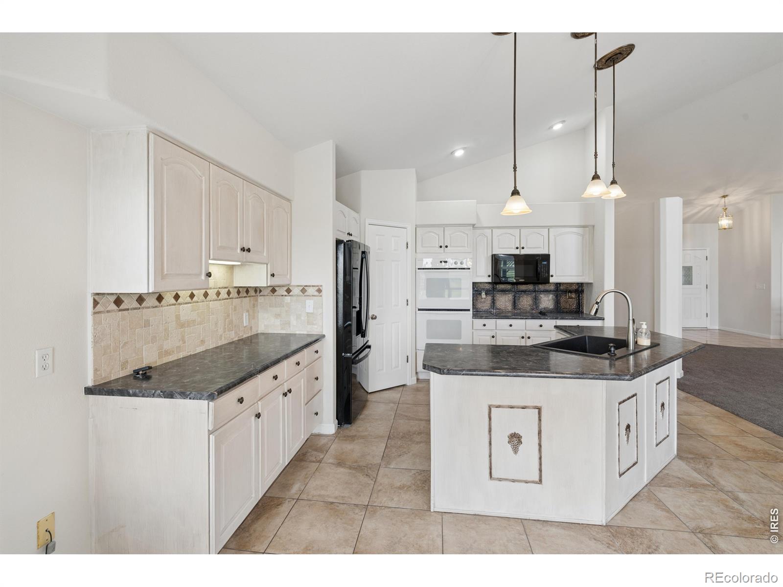 MLS Image #13 for 6766  salvia court,arvada, Colorado