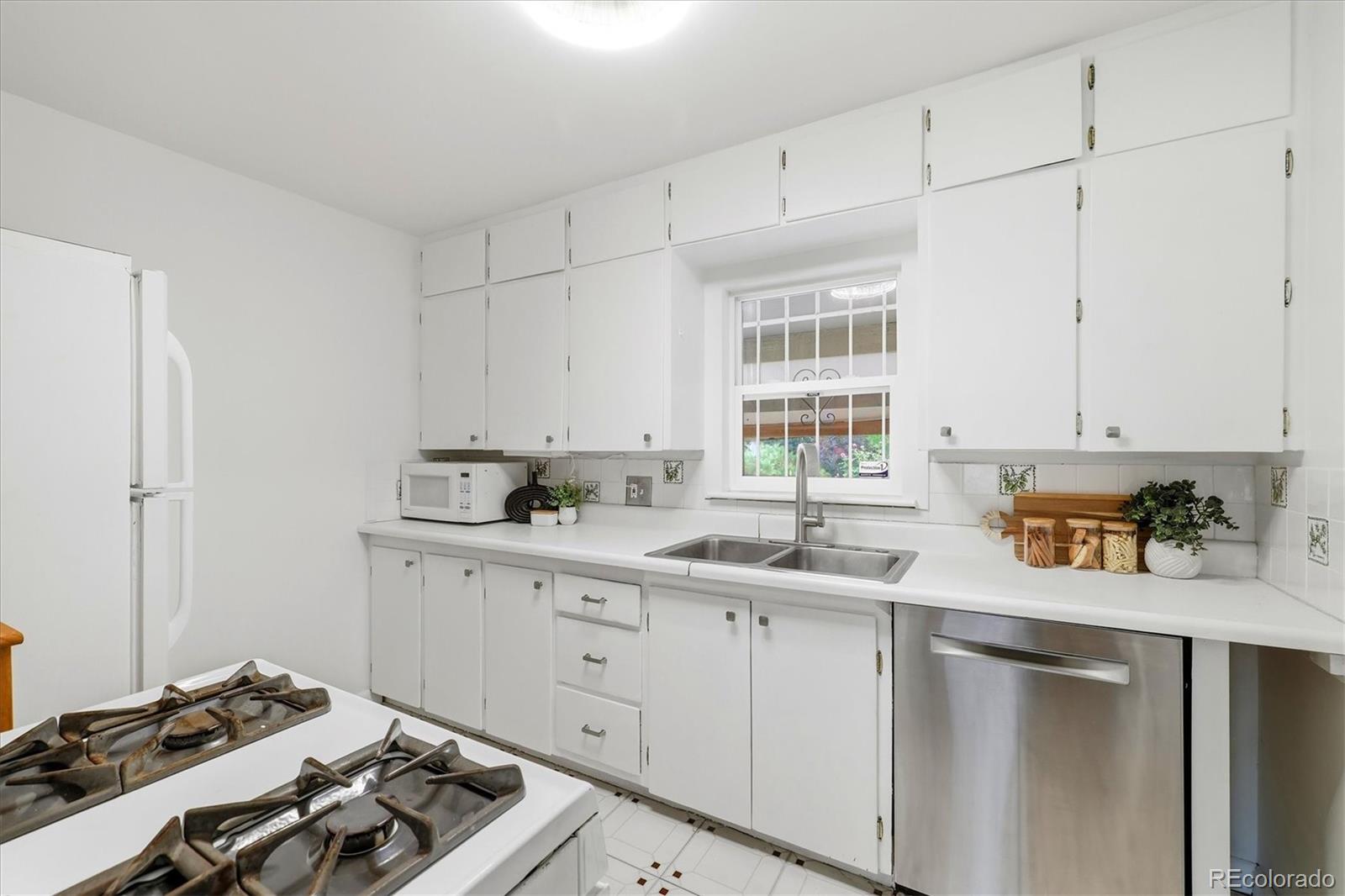MLS Image #10 for 1260 s winona court,denver, Colorado