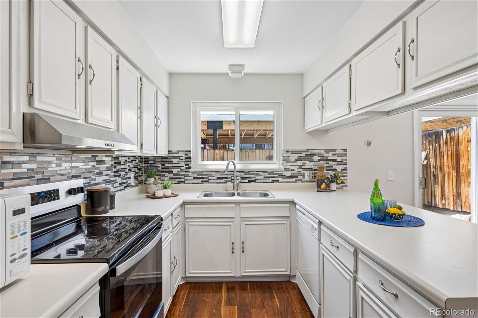 MLS Image #4 for 750  tabor street 13,lakewood, Colorado