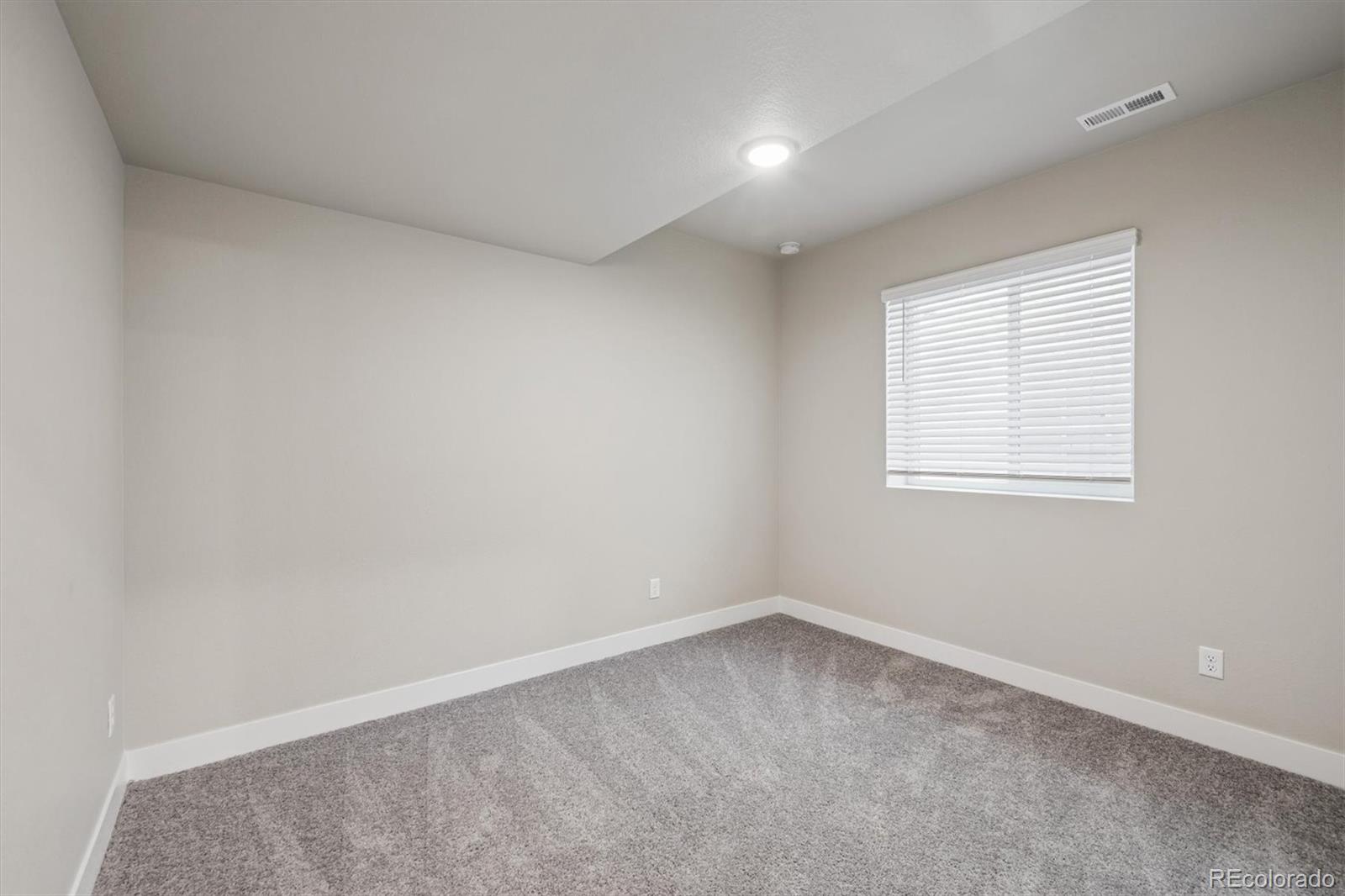 MLS Image #18 for 9136  rifle street,commerce city, Colorado