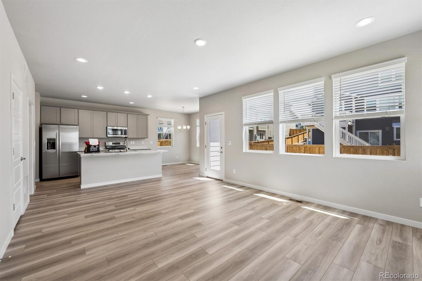 MLS Image #3 for 9136  rifle street,commerce city, Colorado