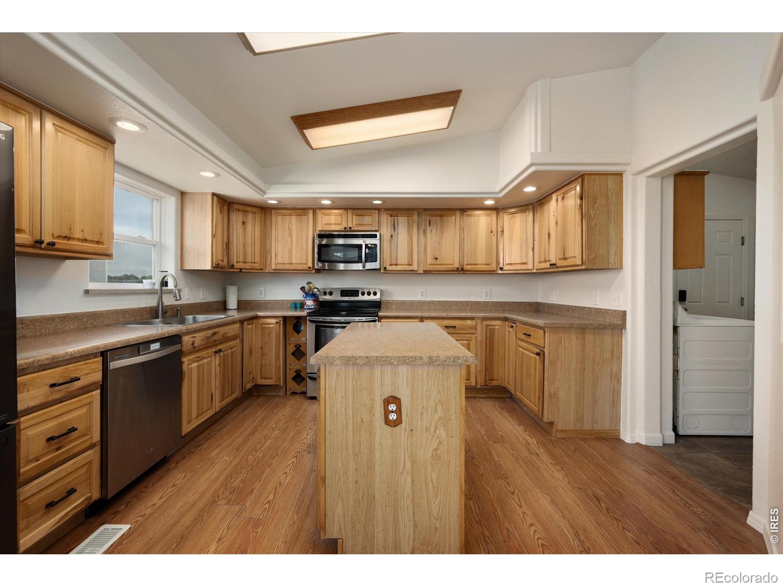 MLS Image #10 for 33669  county road 61.75 ,gill, Colorado