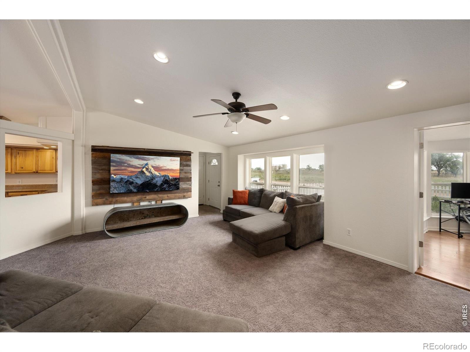 MLS Image #5 for 33669  county road 61.75 ,gill, Colorado