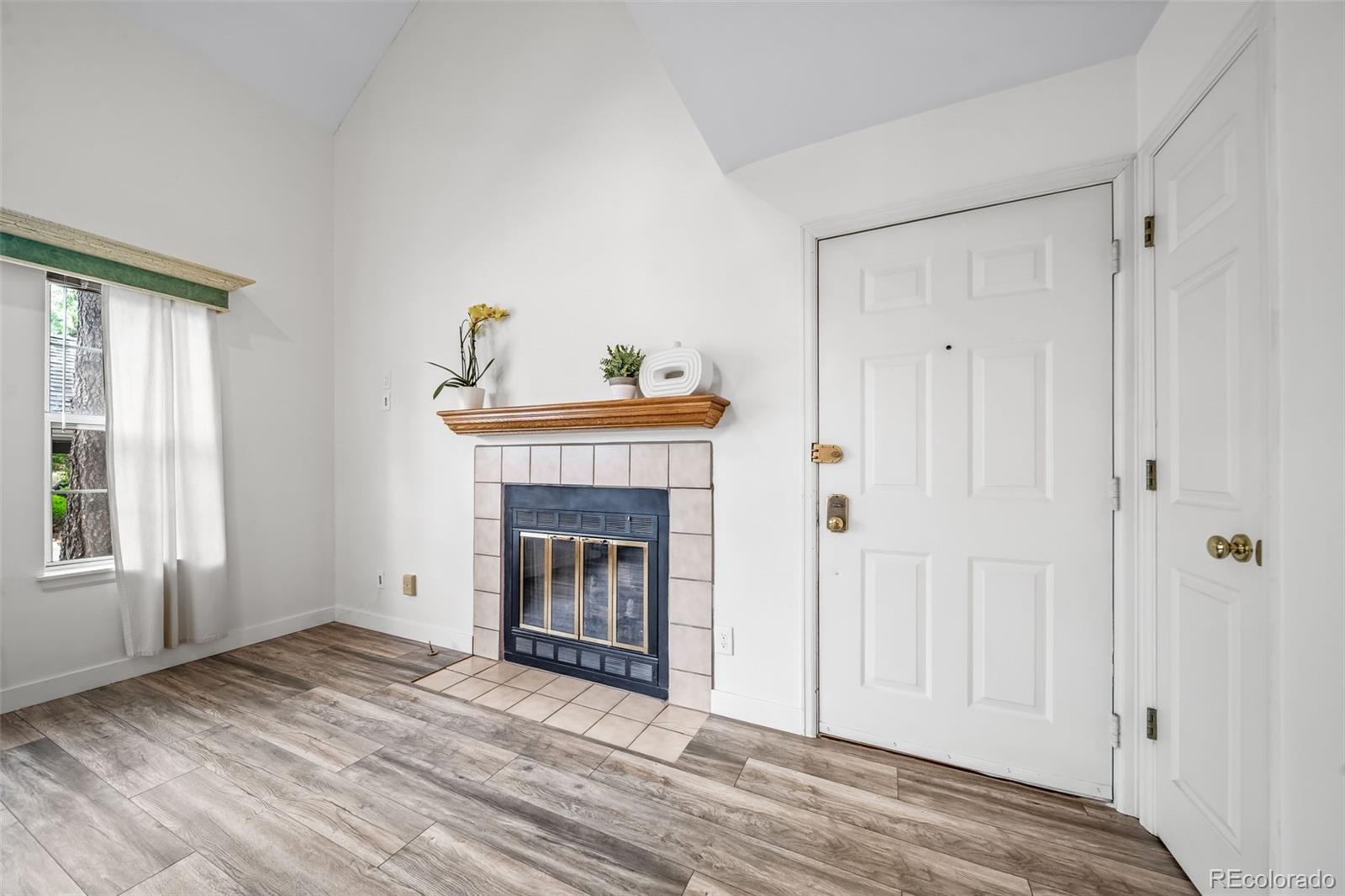 MLS Image #5 for 6731 s ivy way a-2,centennial, Colorado