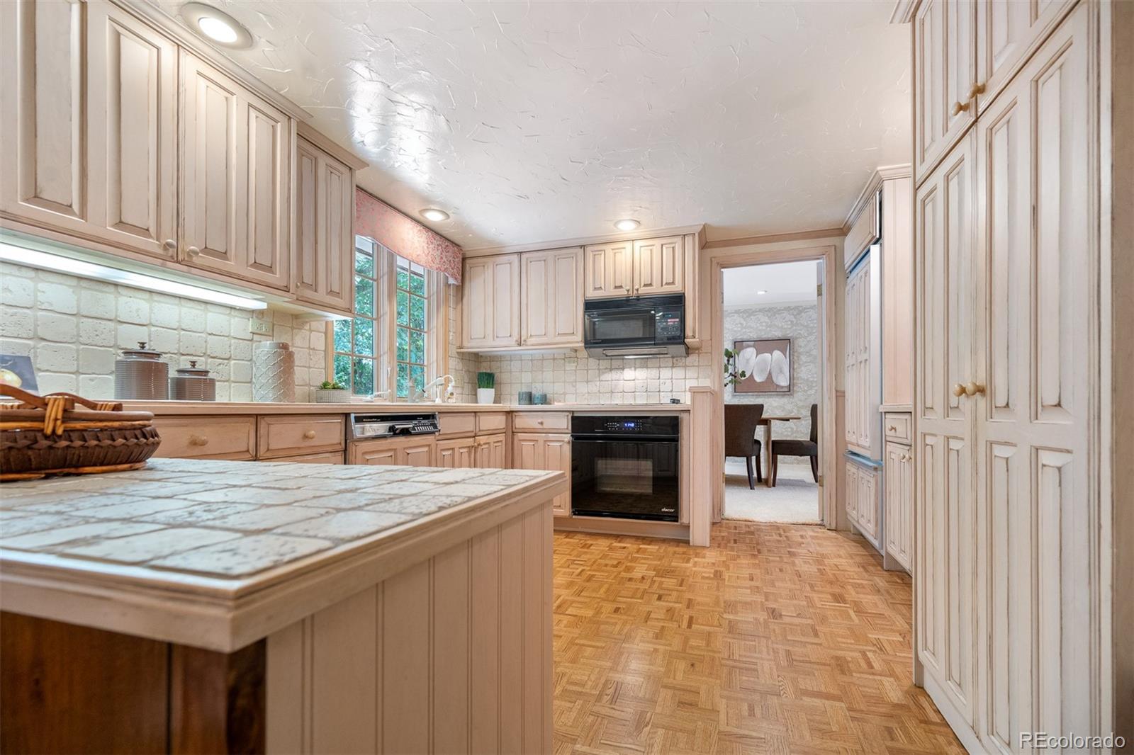 MLS Image #13 for 3297 s oneida way,denver, Colorado