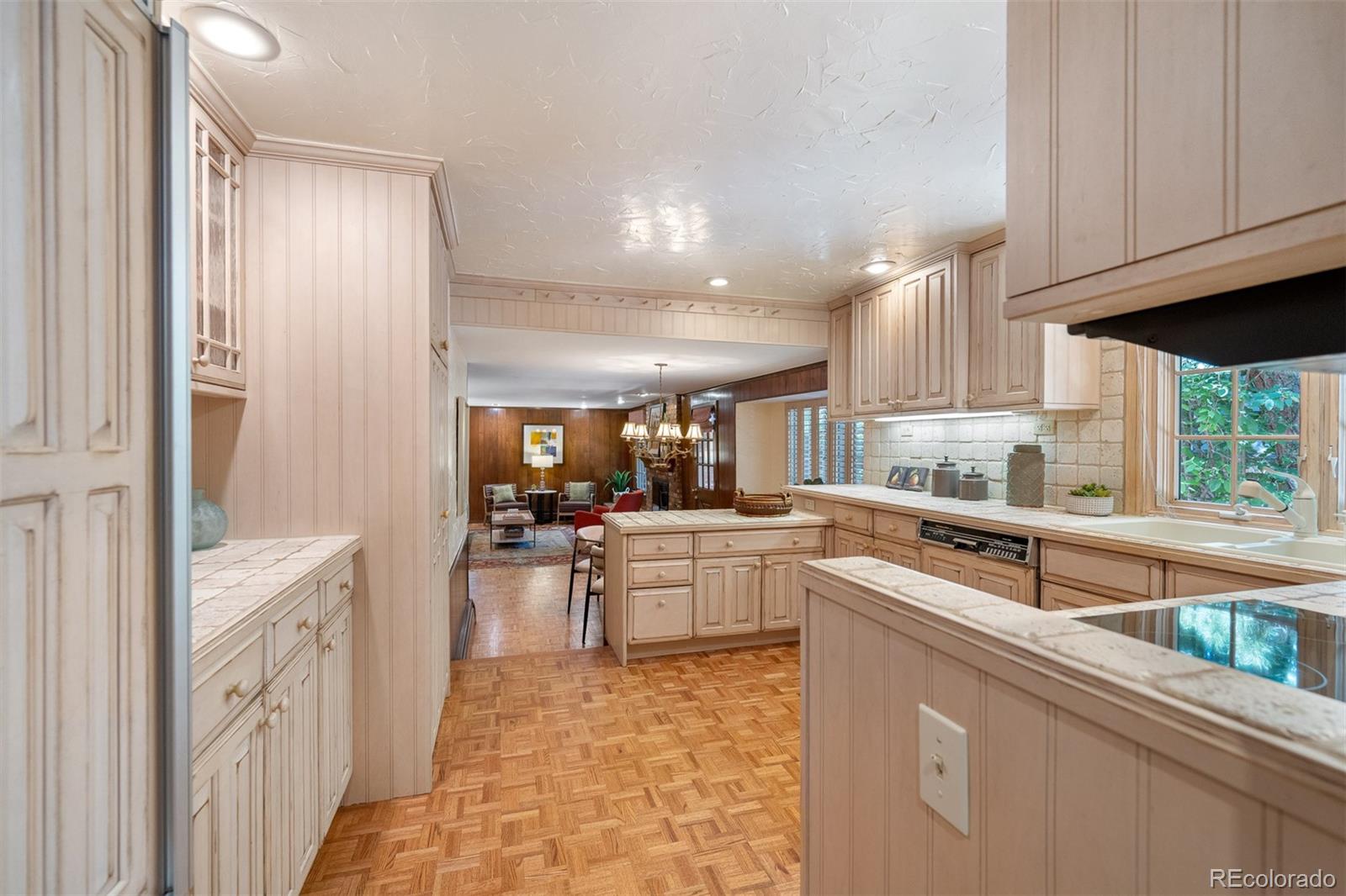 MLS Image #15 for 3297 s oneida way,denver, Colorado