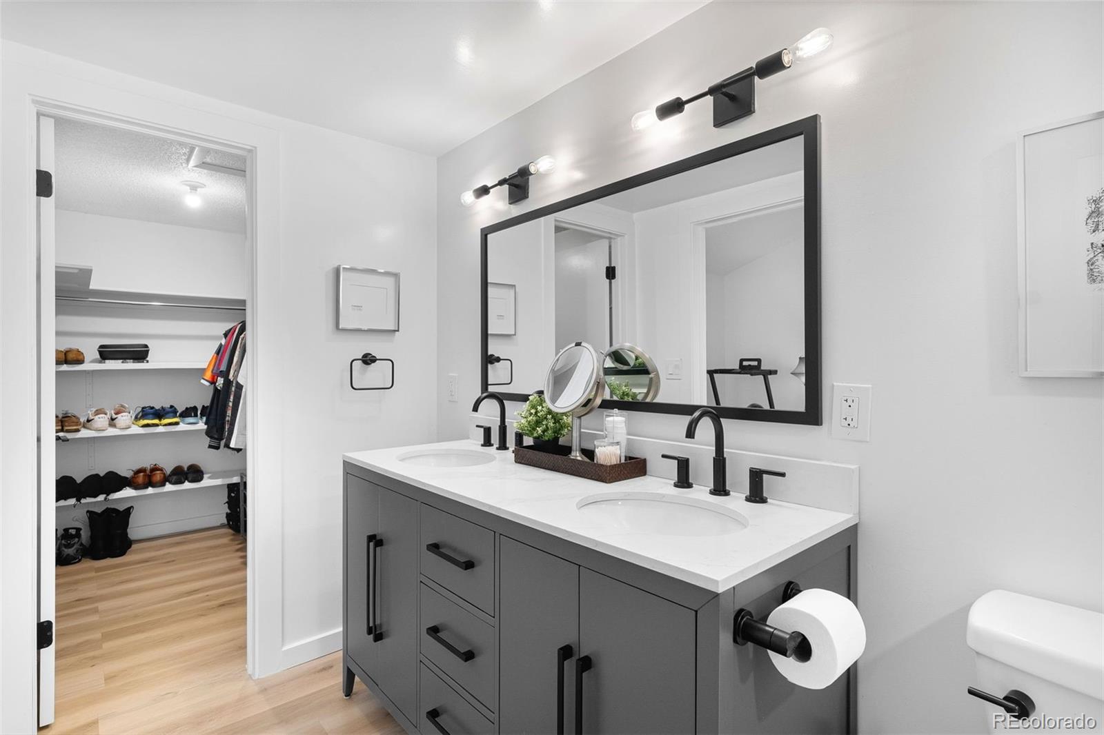 MLS Image #9 for 4202 e maplewood way ,centennial, Colorado