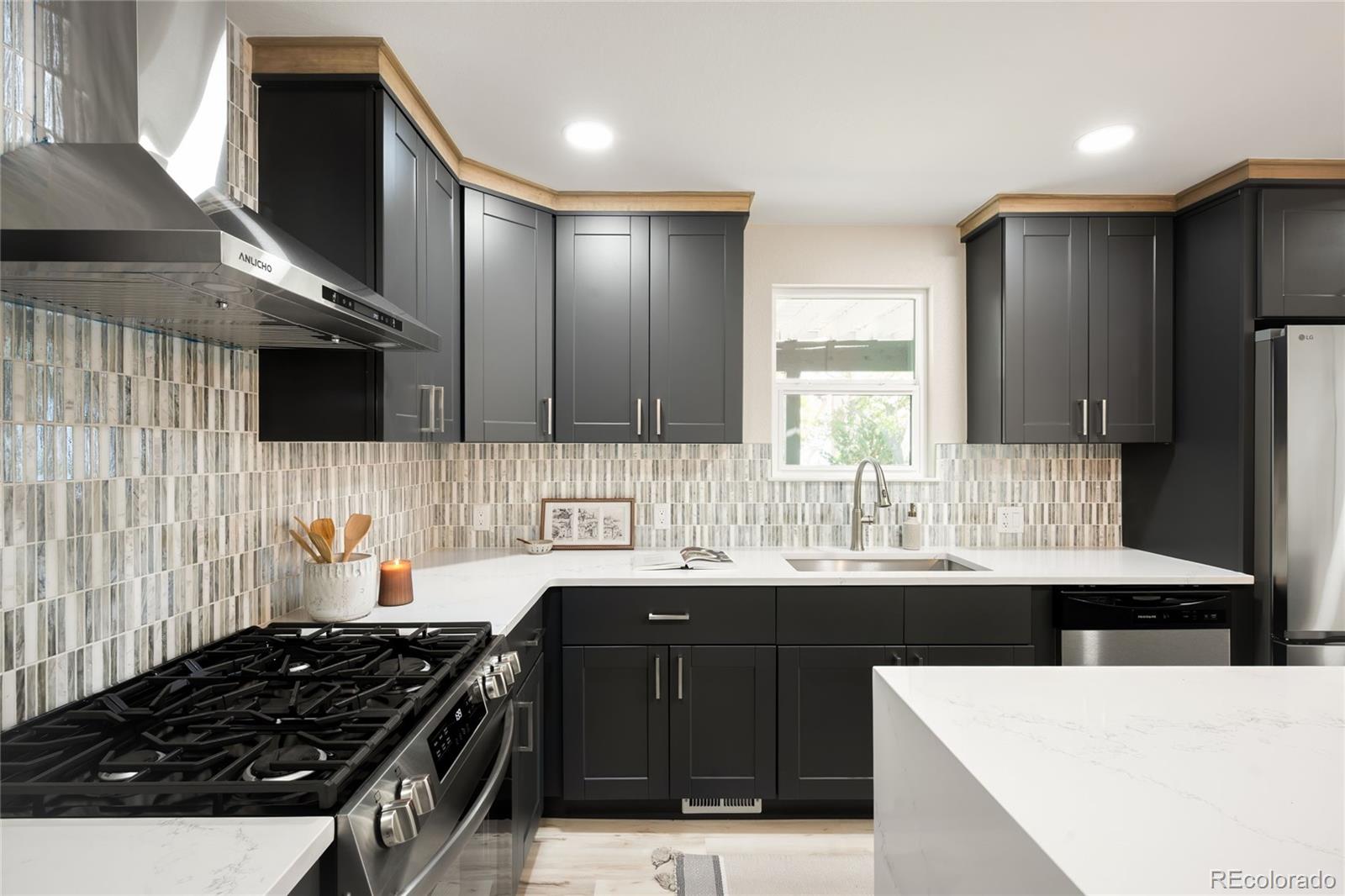 MLS Image #14 for 7264 s cody street,littleton, Colorado