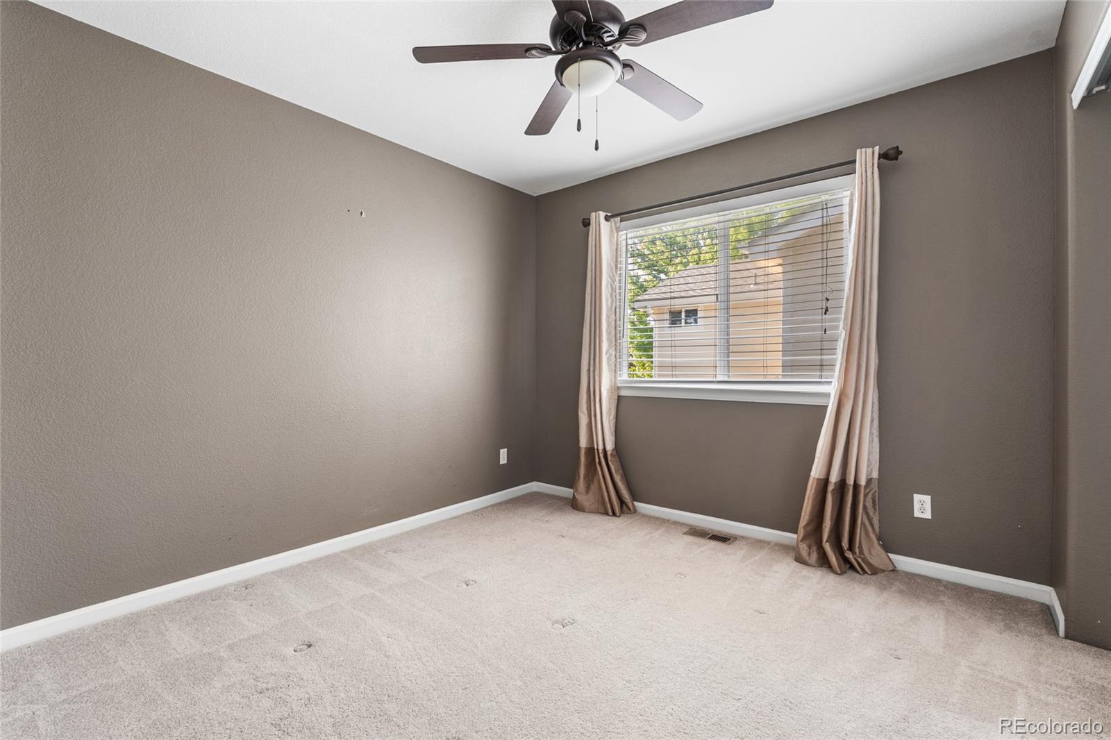 MLS Image #33 for 5934 s yampa street,aurora, Colorado