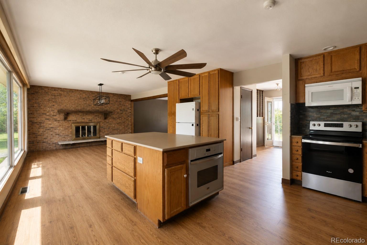 MLS Image #6 for 802 s 11th avenue,brighton, Colorado
