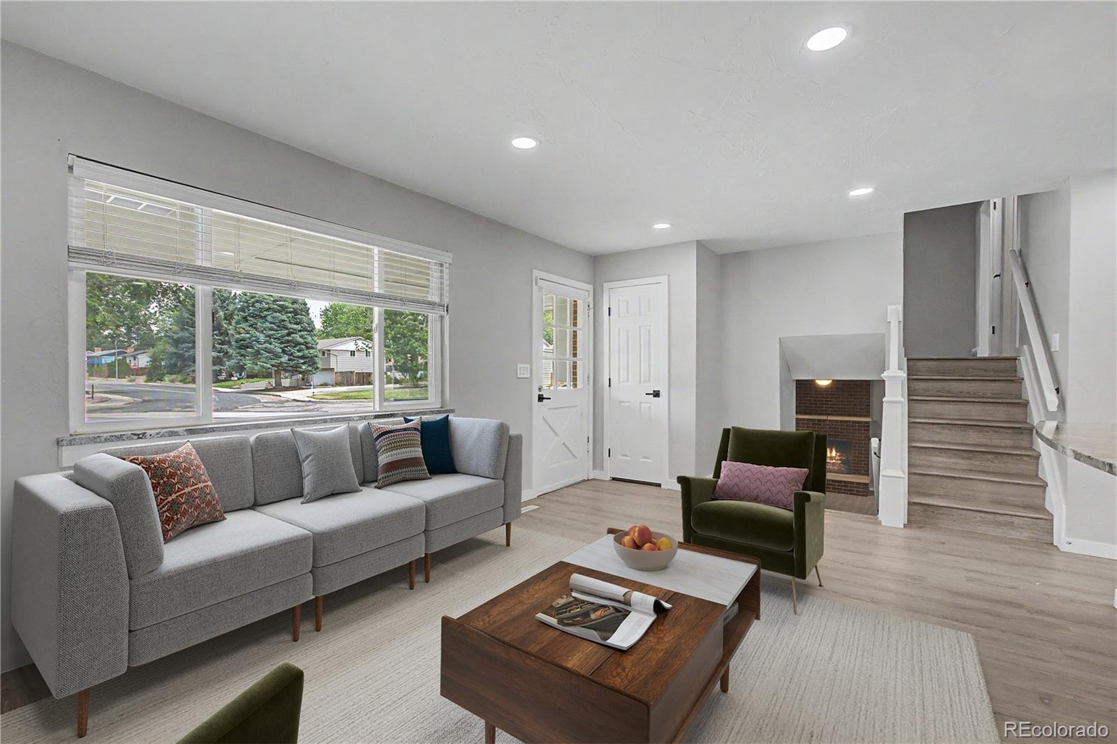 MLS Image #2 for 1122  drake circle,colorado springs, Colorado
