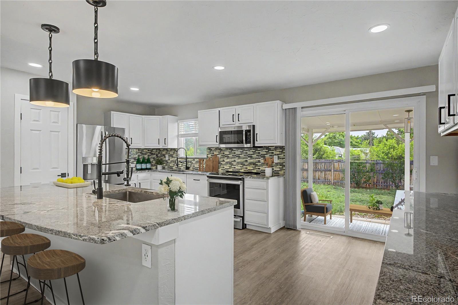 MLS Image #4 for 1122  drake circle,colorado springs, Colorado