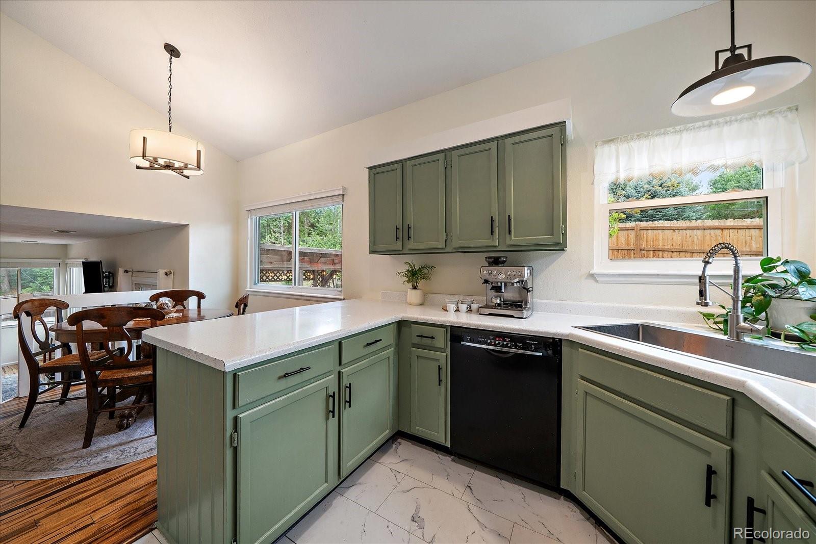 MLS Image #8 for 11582 w 67th avenue,arvada, Colorado