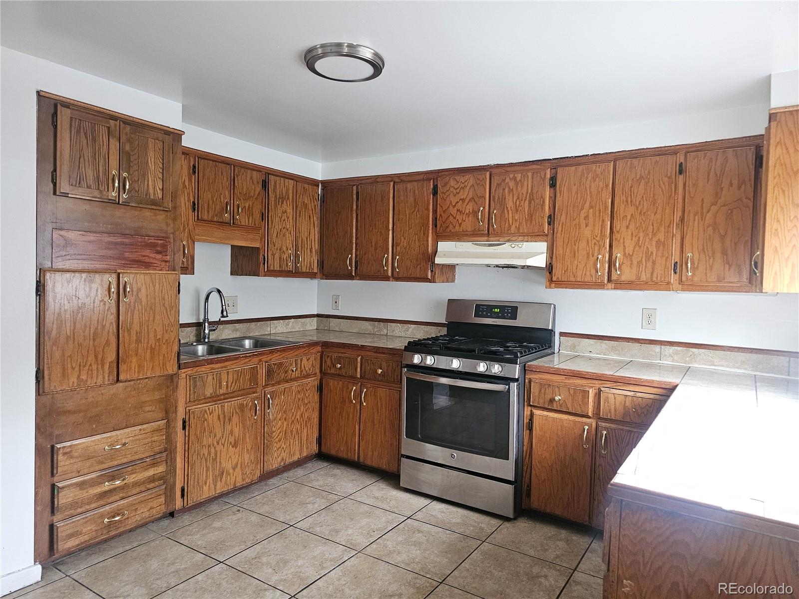 MLS Image #9 for 6680  julian street,denver, Colorado