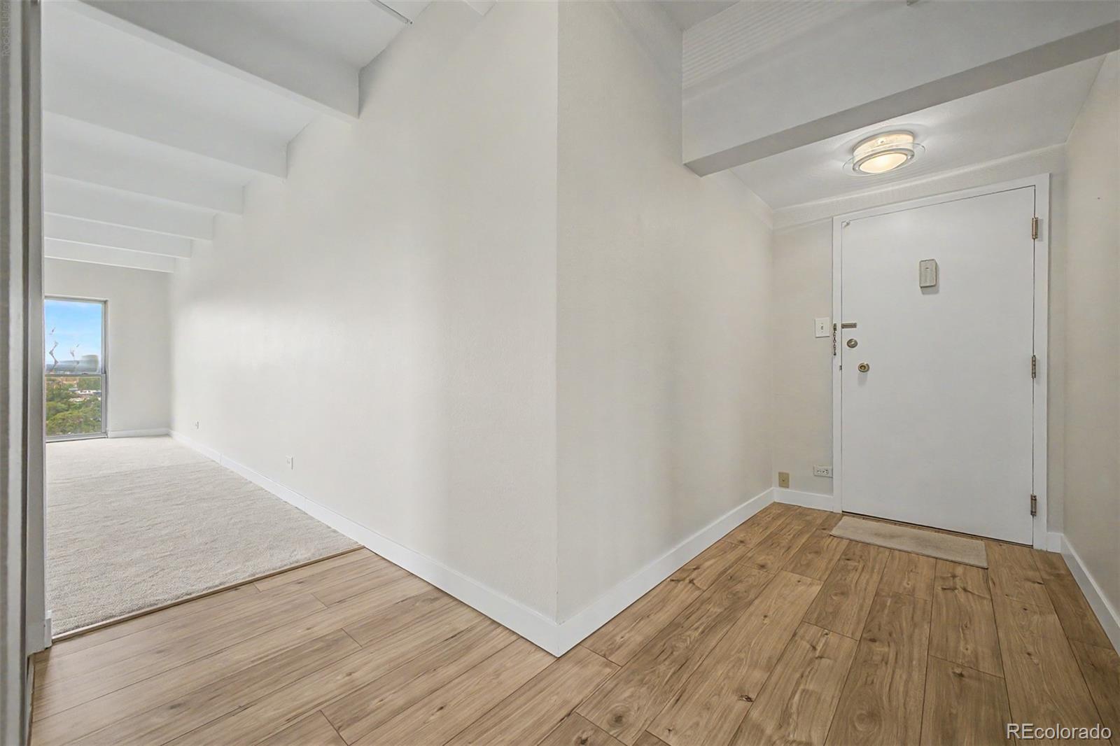 MLS Image #10 for 130 n pearl street 1103,denver, Colorado