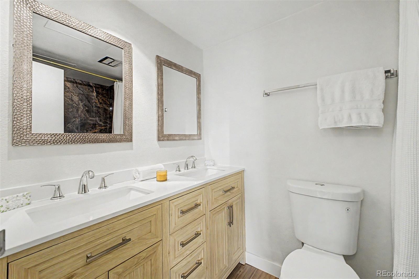 MLS Image #16 for 130 n pearl street 1103,denver, Colorado