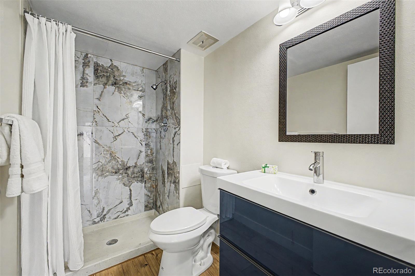 MLS Image #21 for 130 n pearl street 1103,denver, Colorado