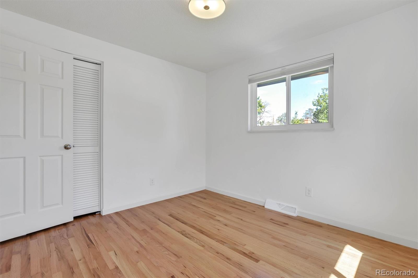 MLS Image #14 for 6986 e louisiana avenue,denver, Colorado