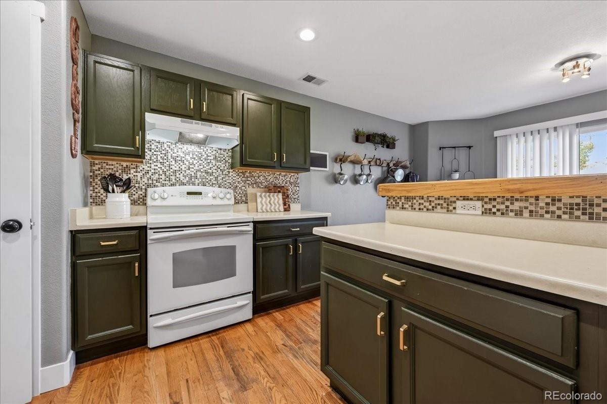 MLS Image #10 for 7847  downing street,denver, Colorado