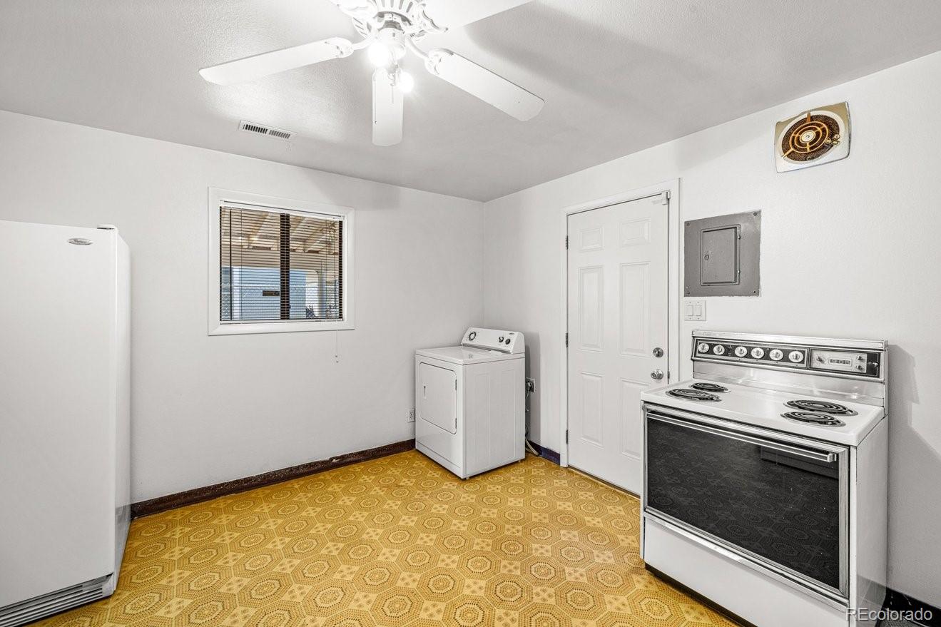 MLS Image #11 for 1711  henry avenue,pueblo, Colorado