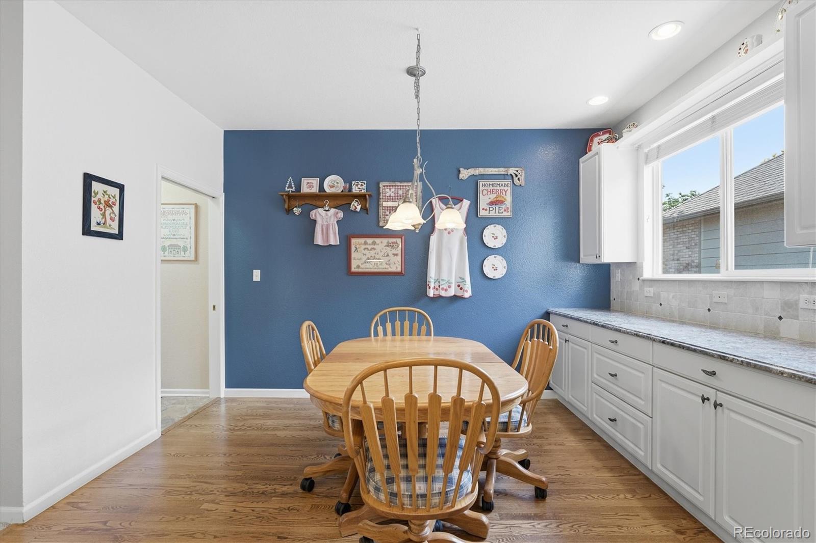 MLS Image #16 for 7287 s acoma street,littleton, Colorado