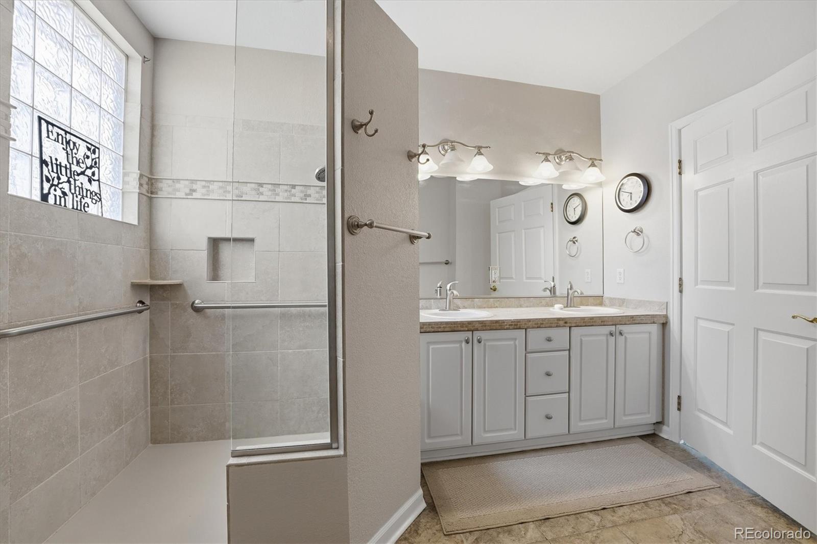 MLS Image #25 for 7287 s acoma street,littleton, Colorado