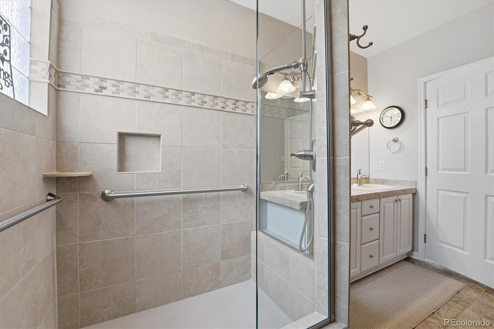 MLS Image #27 for 7287 s acoma street,littleton, Colorado