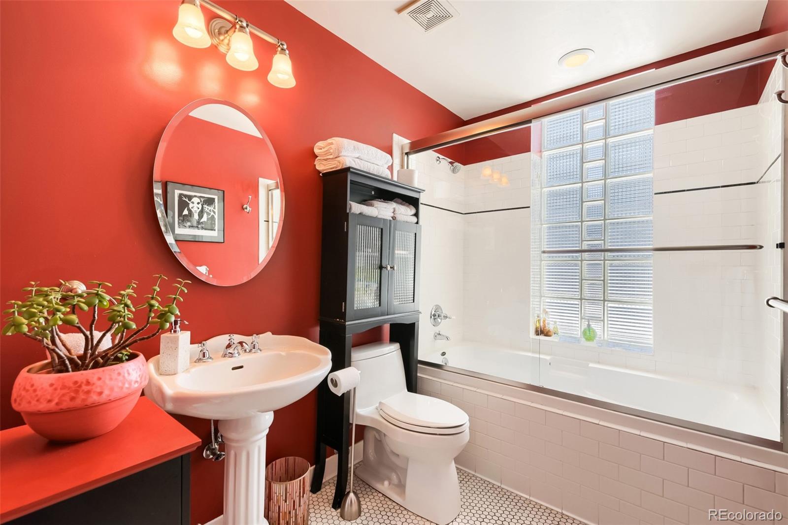 MLS Image #14 for 1620 n pennsylvania street,denver, Colorado