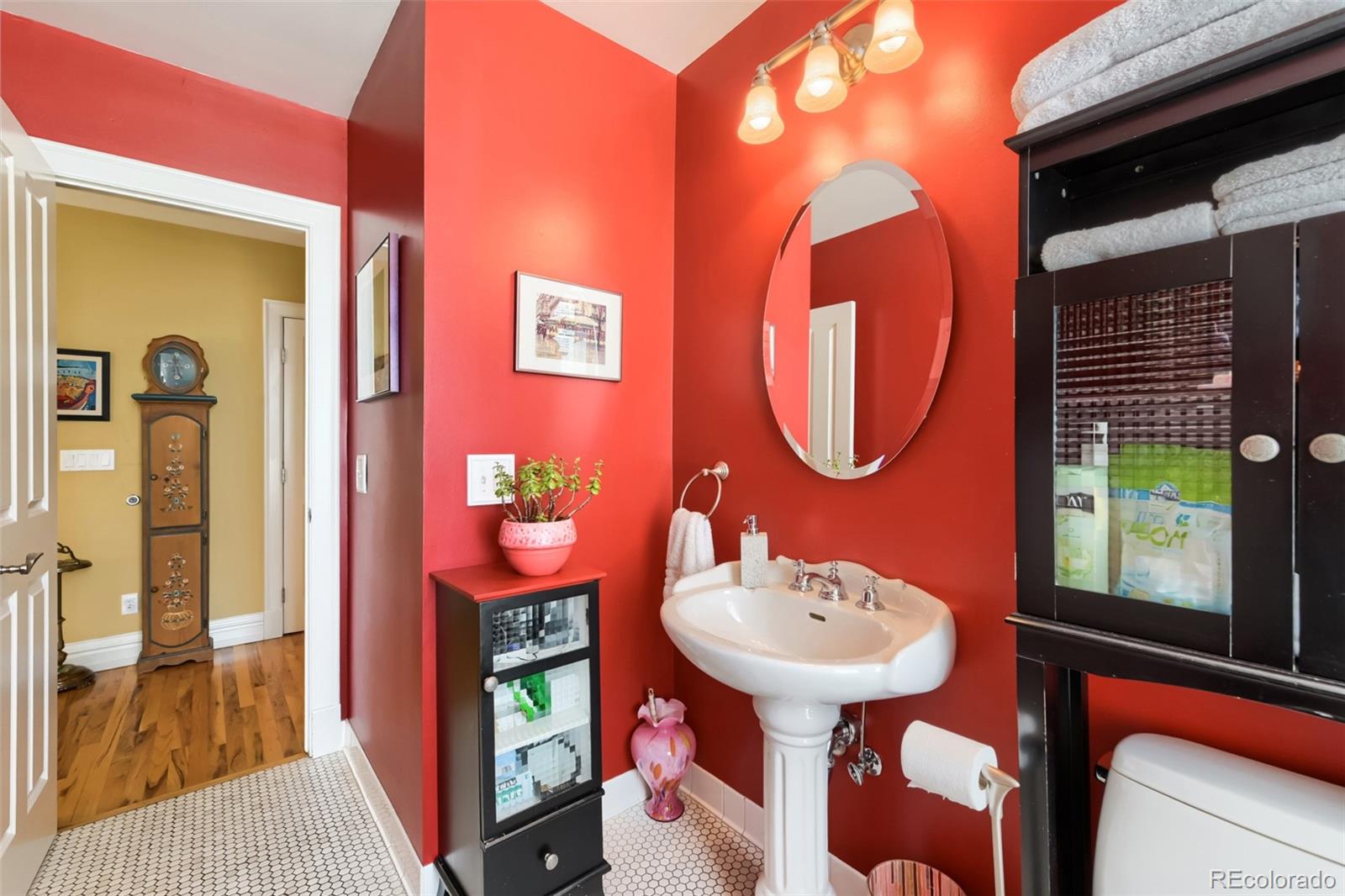 MLS Image #15 for 1620 n pennsylvania street,denver, Colorado