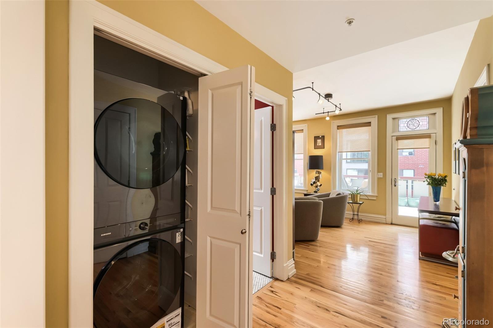 MLS Image #8 for 1620 n pennsylvania street,denver, Colorado